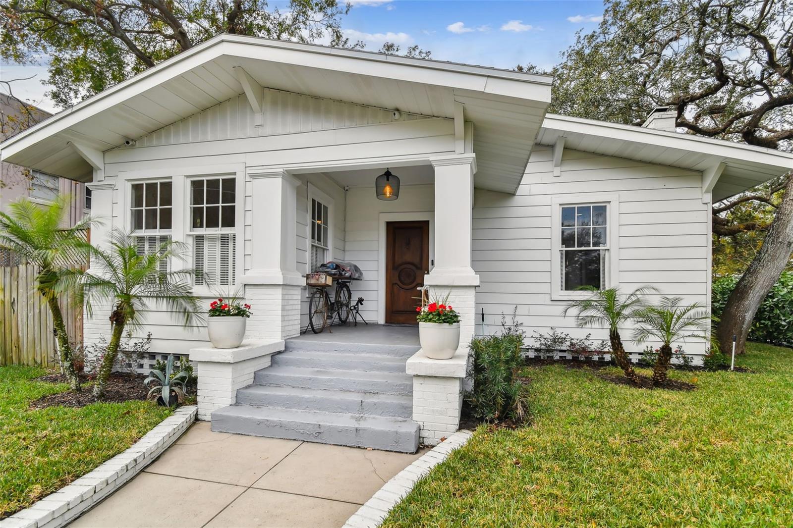 Details for 1301 Gunby Avenue, TAMPA, FL 33606