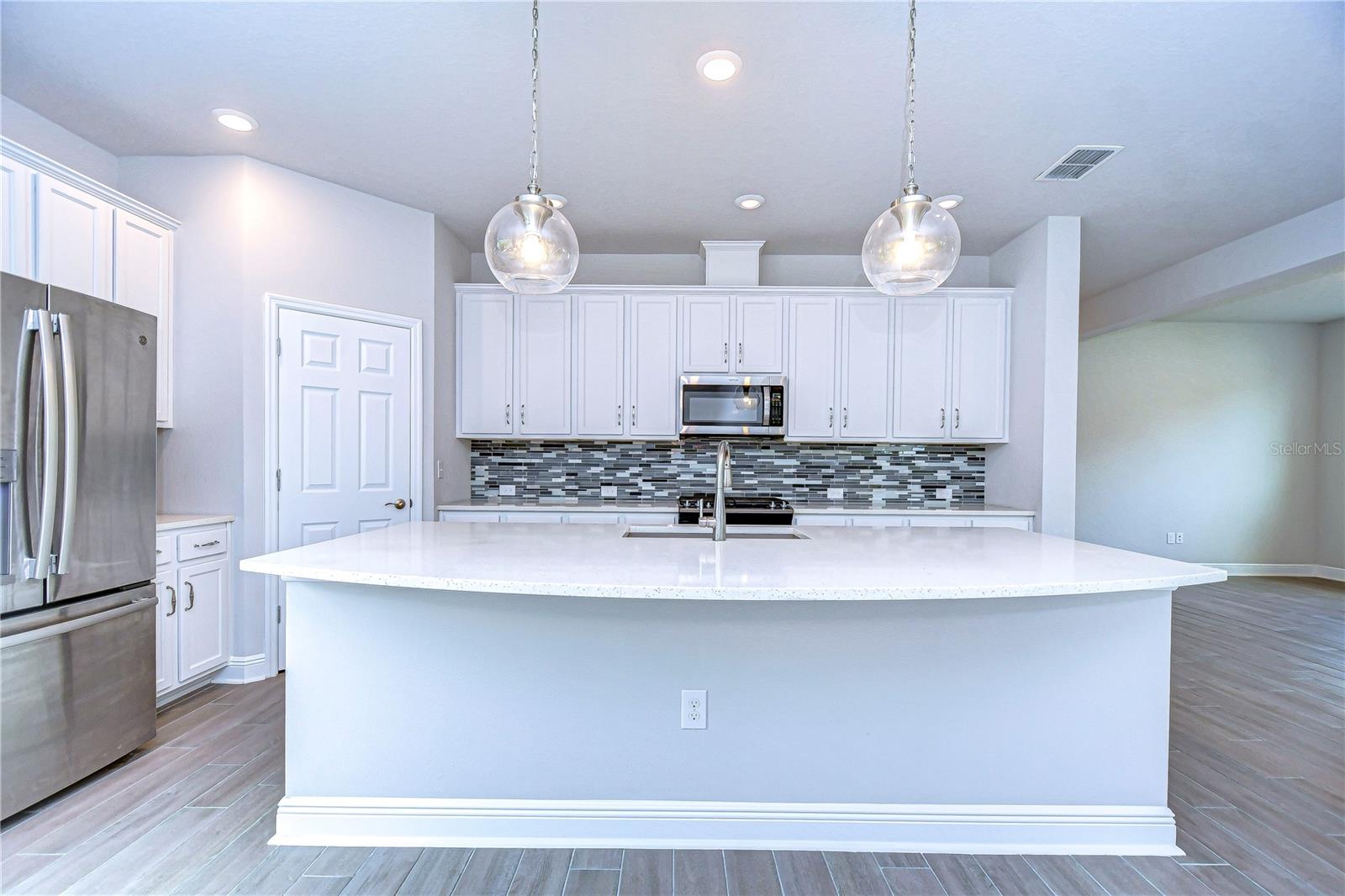 Image 10 of 31 For 6112 Plover Meadow Street