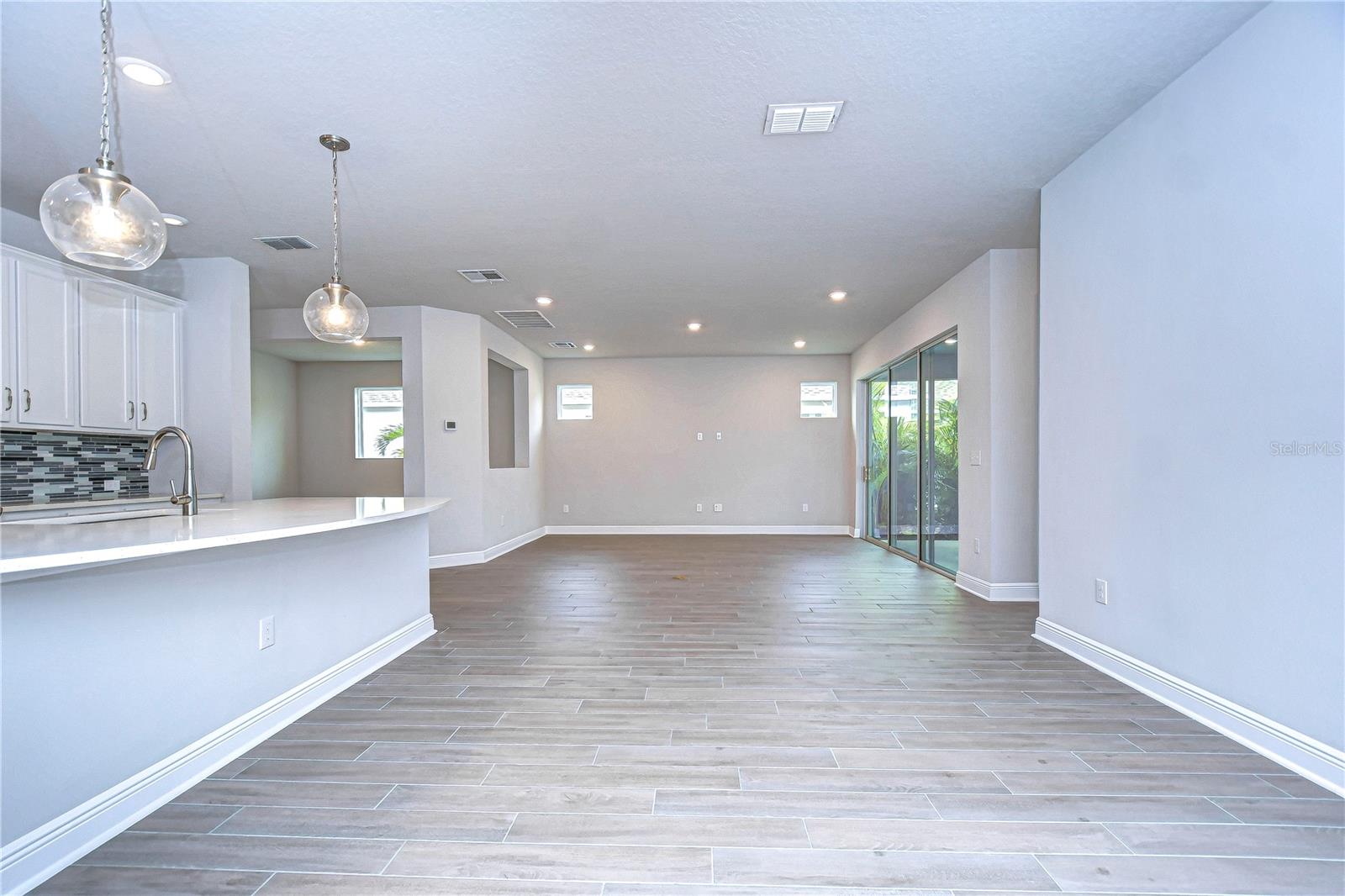 Image 14 of 31 For 6112 Plover Meadow Street