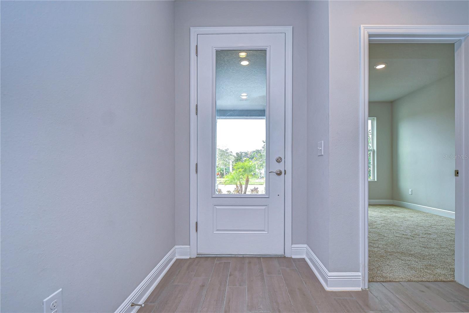 Image 4 of 31 For 6112 Plover Meadow Street