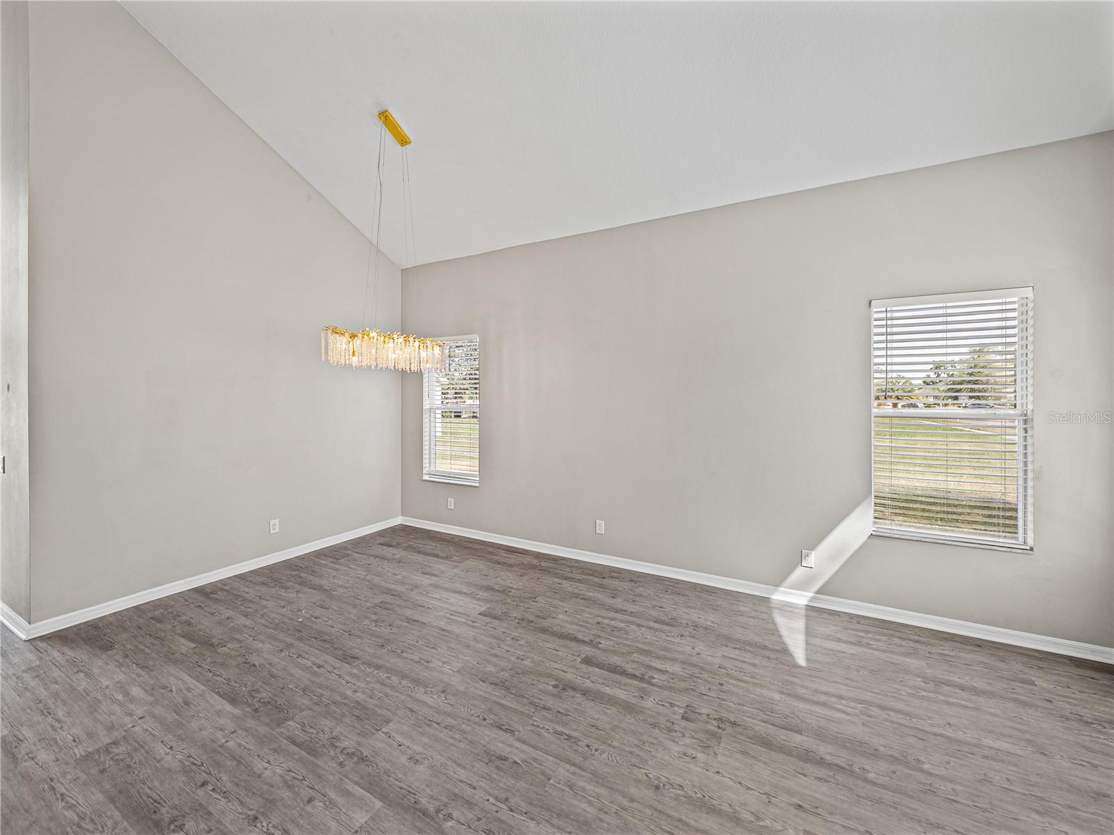 Image 12 of 72 For 4351 Highcroft Drive