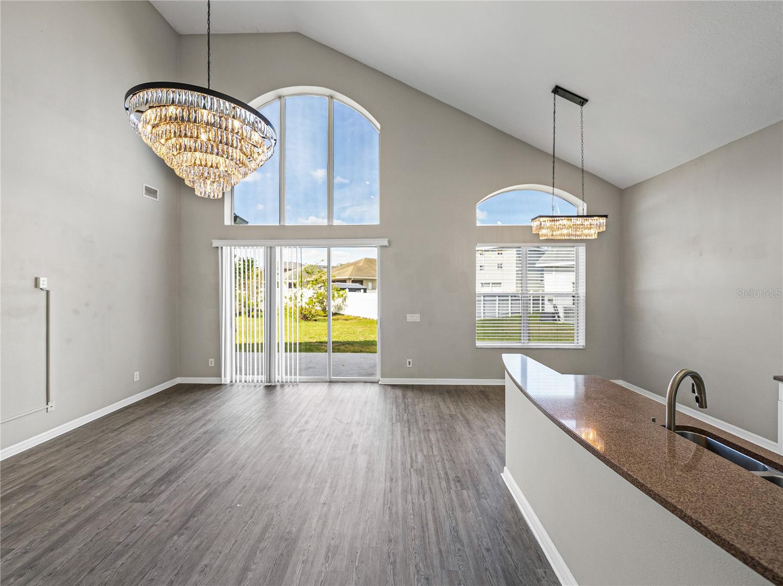 Image 13 of 72 For 4351 Highcroft Drive