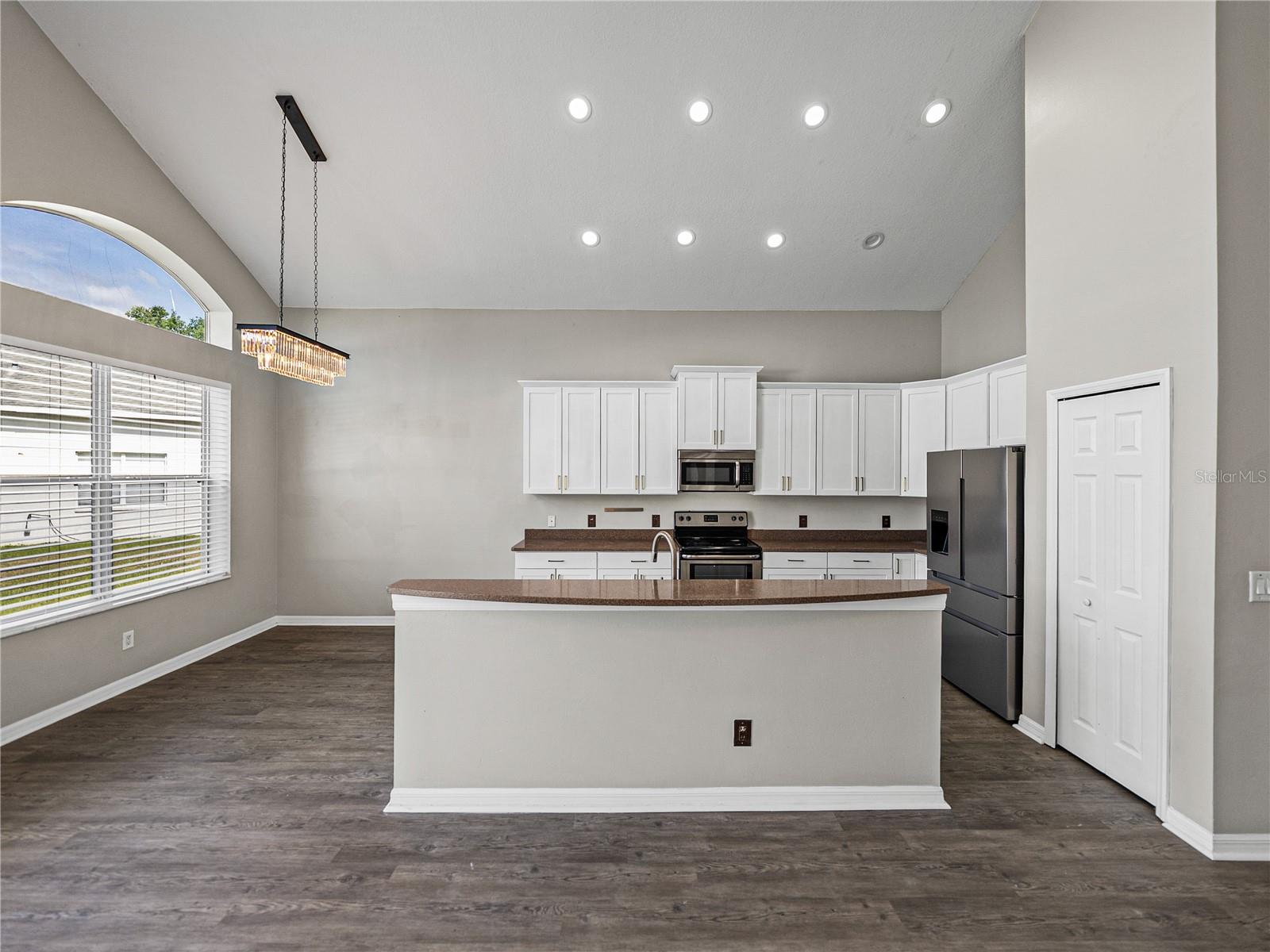 Image 15 of 72 For 4351 Highcroft Drive