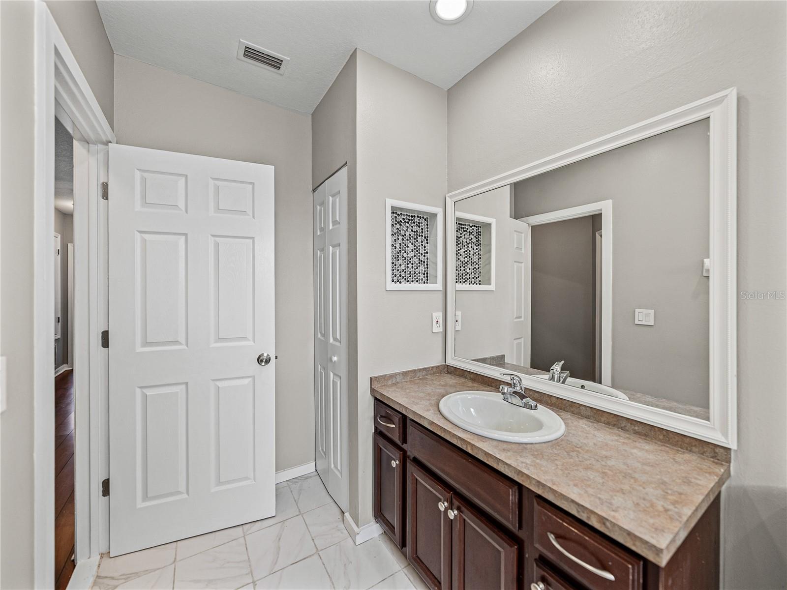 Image 52 of 72 For 4351 Highcroft Drive