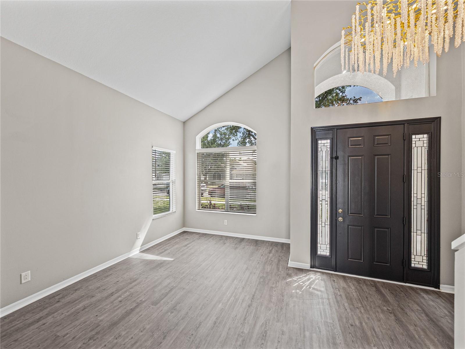 Image 8 of 72 For 4351 Highcroft Drive