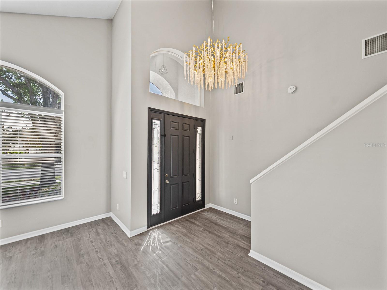 Image 9 of 72 For 4351 Highcroft Drive