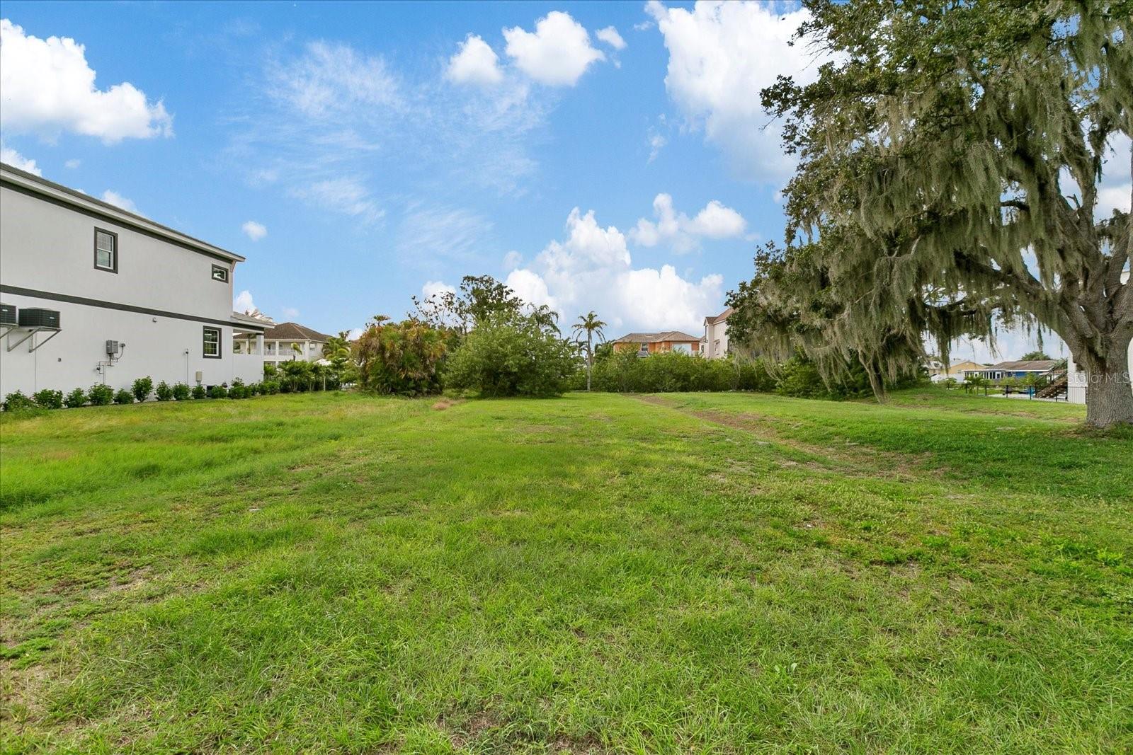 Image 4 of 10 For 552 Estuary Shore Lane