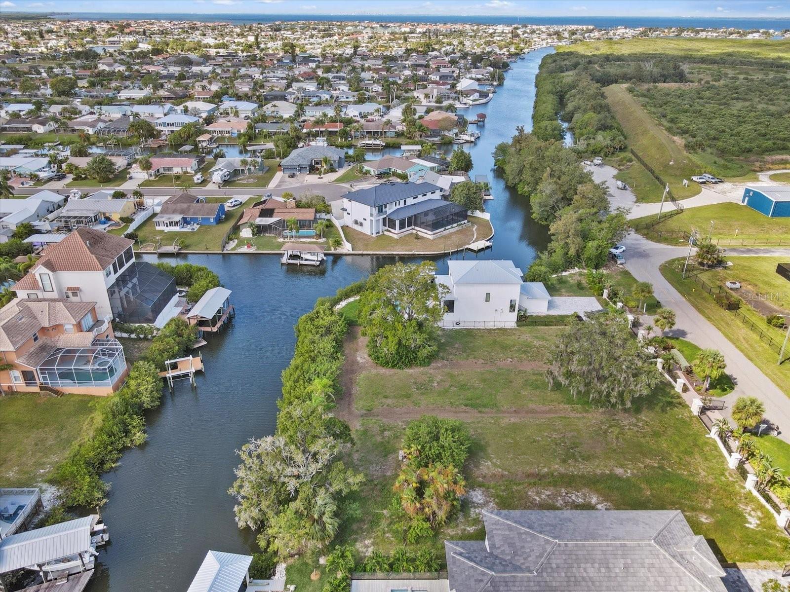 Image 7 of 10 For 552 Estuary Shore Lane