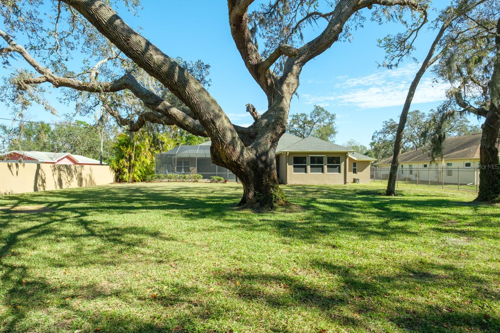 Image 67 of 86 For 512 Creekside Court