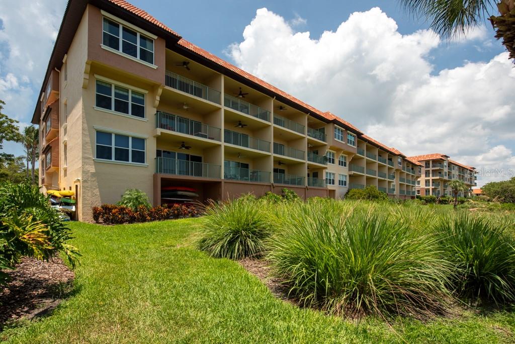 Image 54 of 99 For 1695 Pinellas Bayway S E4