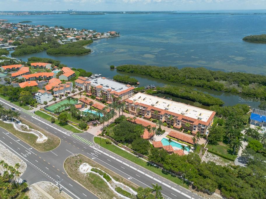 Image 83 of 99 For 1695 Pinellas Bayway S E4