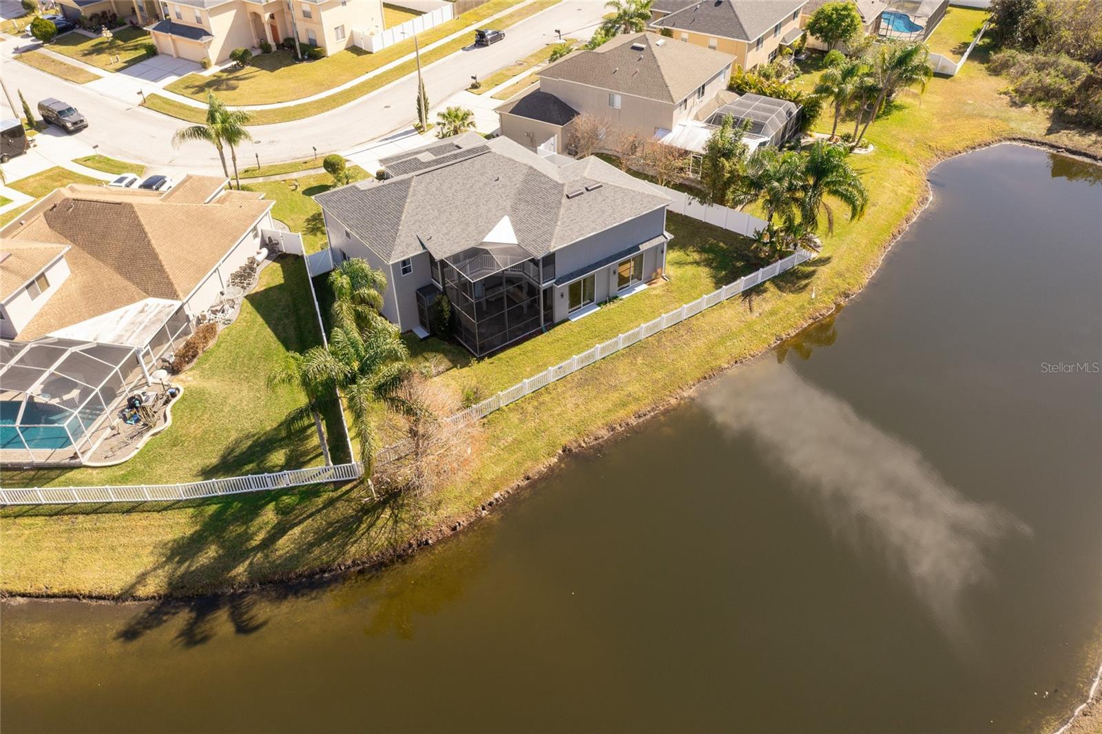 Listing photo id 32 for 26932 Sea Breeze Way