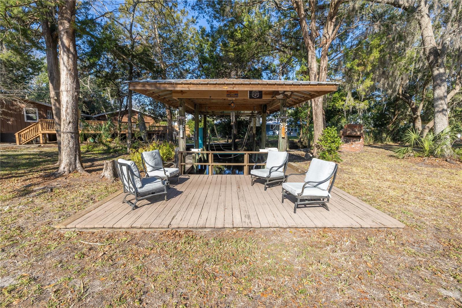 Listing photo id 69 for 5860 Mason Creek Road