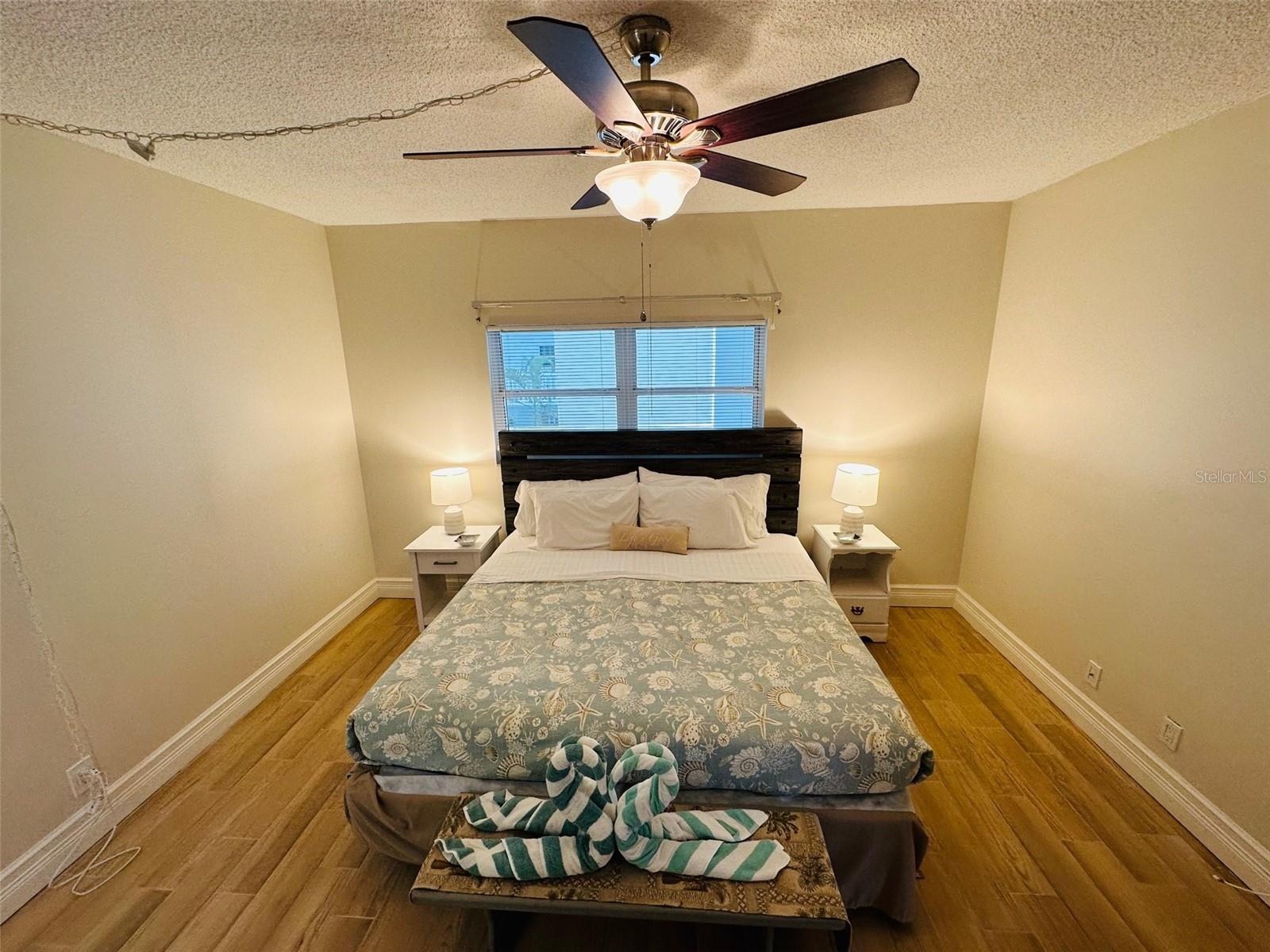 Listing photo id 28 for 4950 Gulf Boulevard 401