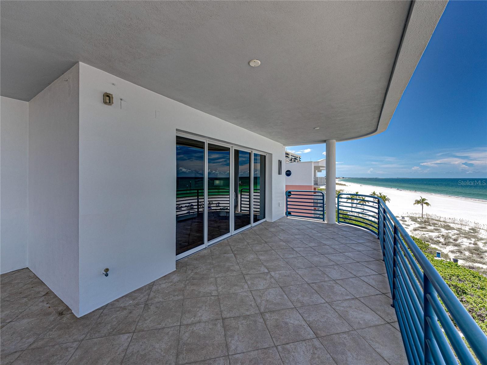 Listing photo id 34 for 3910 Gulf Boulevard 400