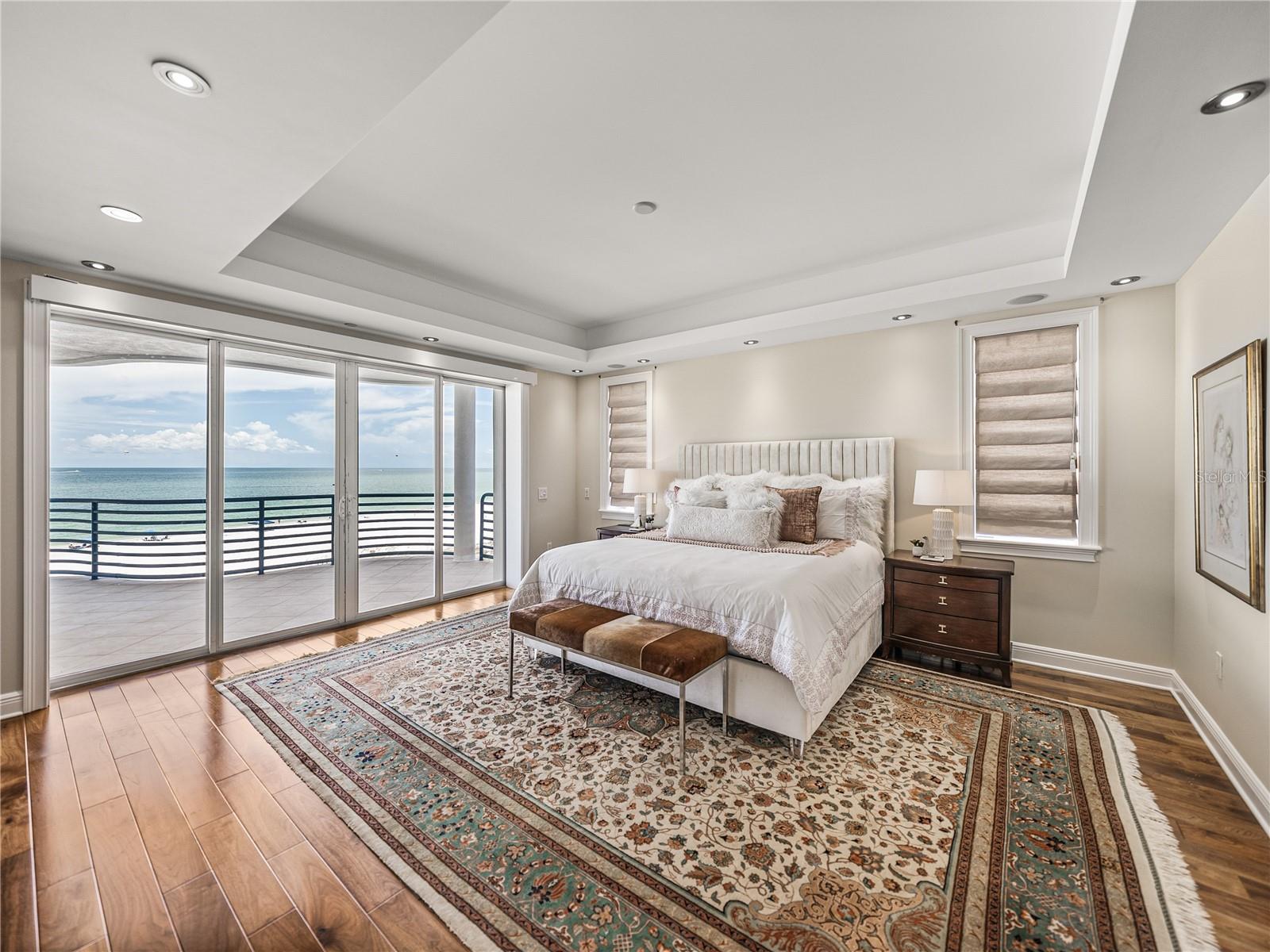 Listing photo id 41 for 3910 Gulf Boulevard 400