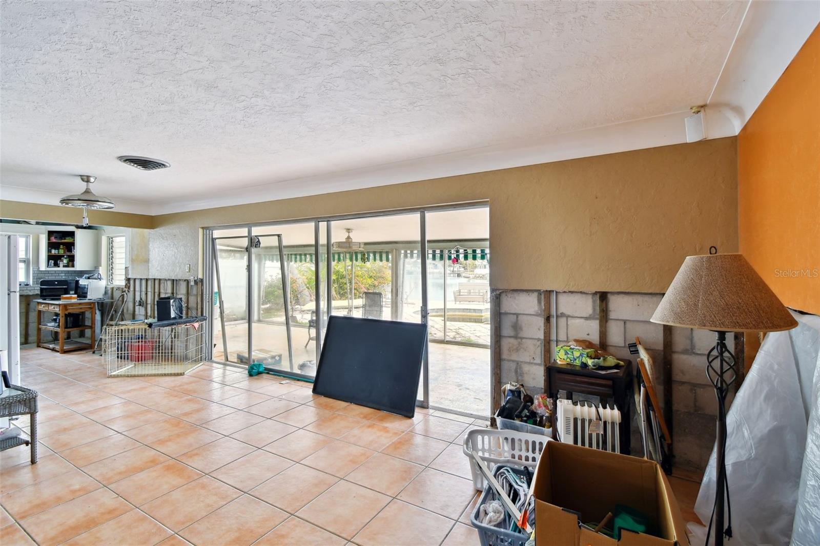 Image 34 of 63 For 8114 Causeway Boulevard S