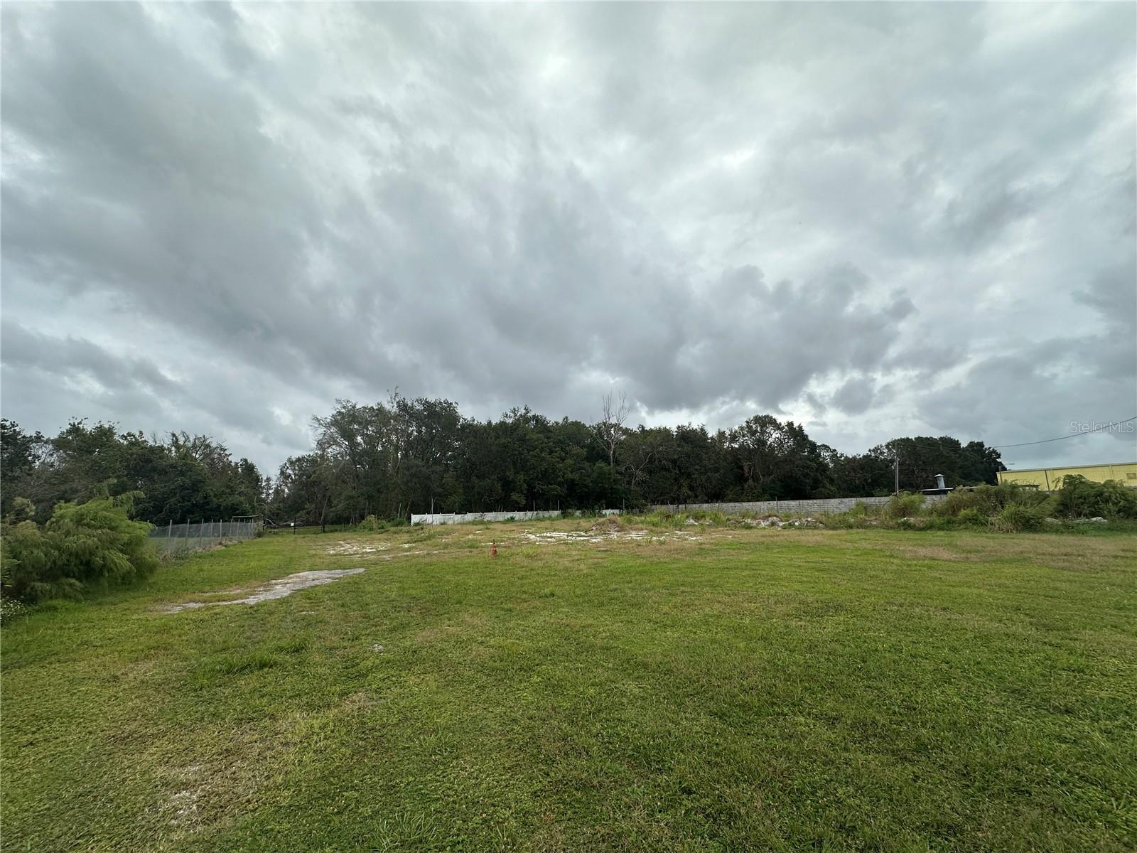 Listing photo id 9 for 1730 Land O Lakes Boulevard