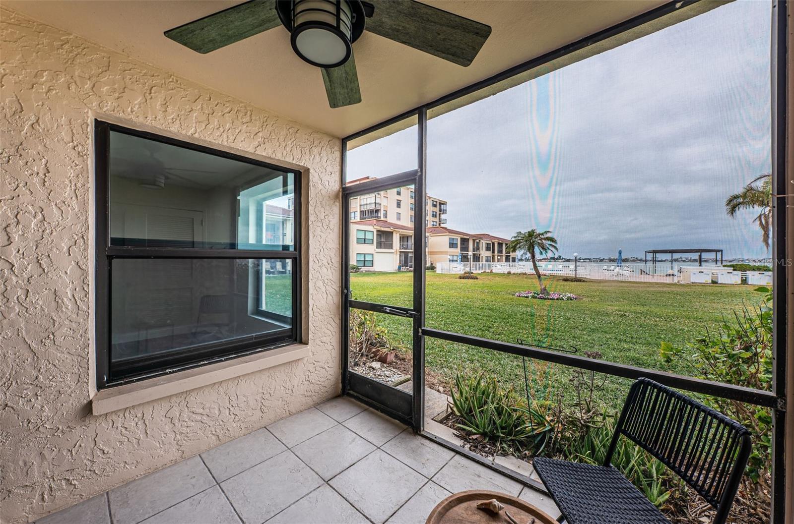 Image 28 of 38 For 6145 Sun Boulevard 103