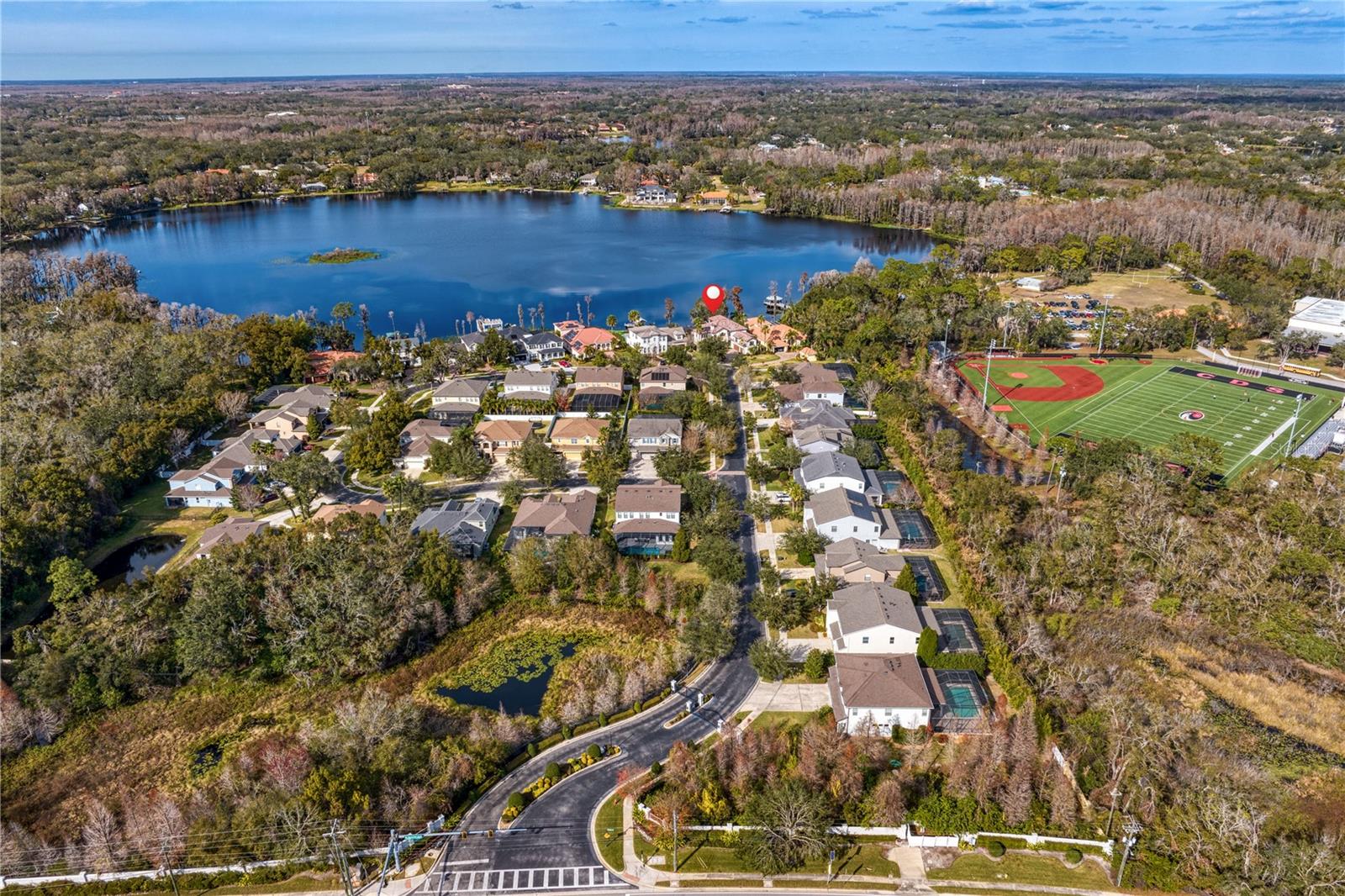 Listing photo id 2 for 1903 Haven Bend