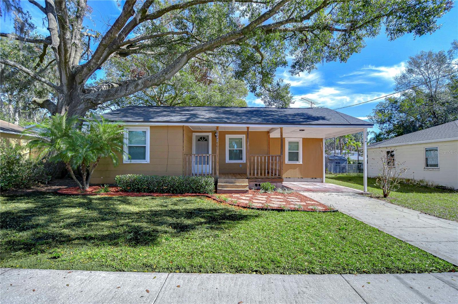 Details for 5042 8th Street, ZEPHYRHILLS, FL 33542