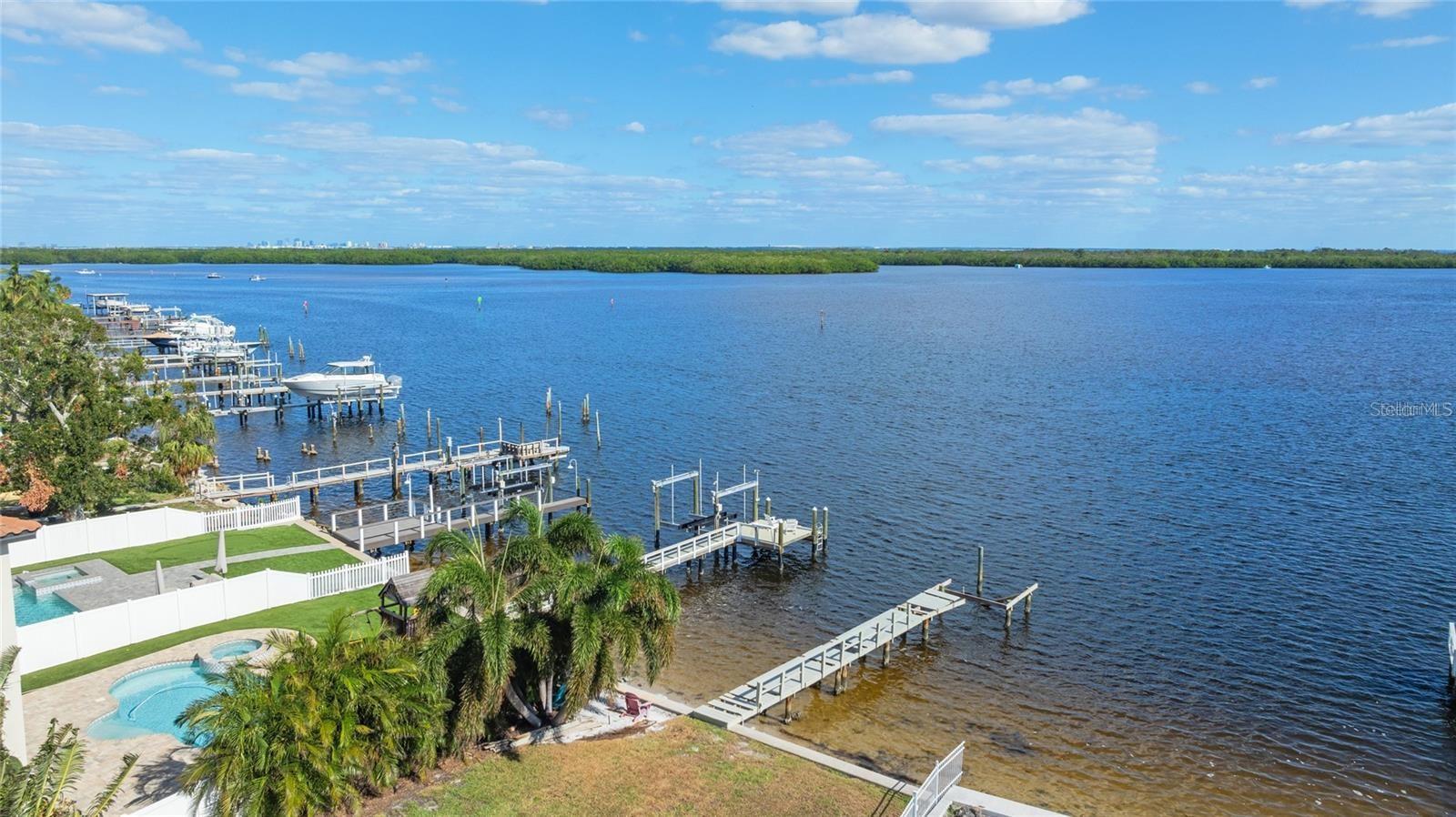 Image 8 of 77 For 6323 Bayou Grande Boulevard Ne