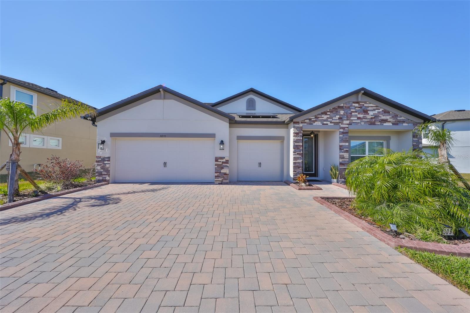 Listing photo id 2 for 3091 King Fern Drive