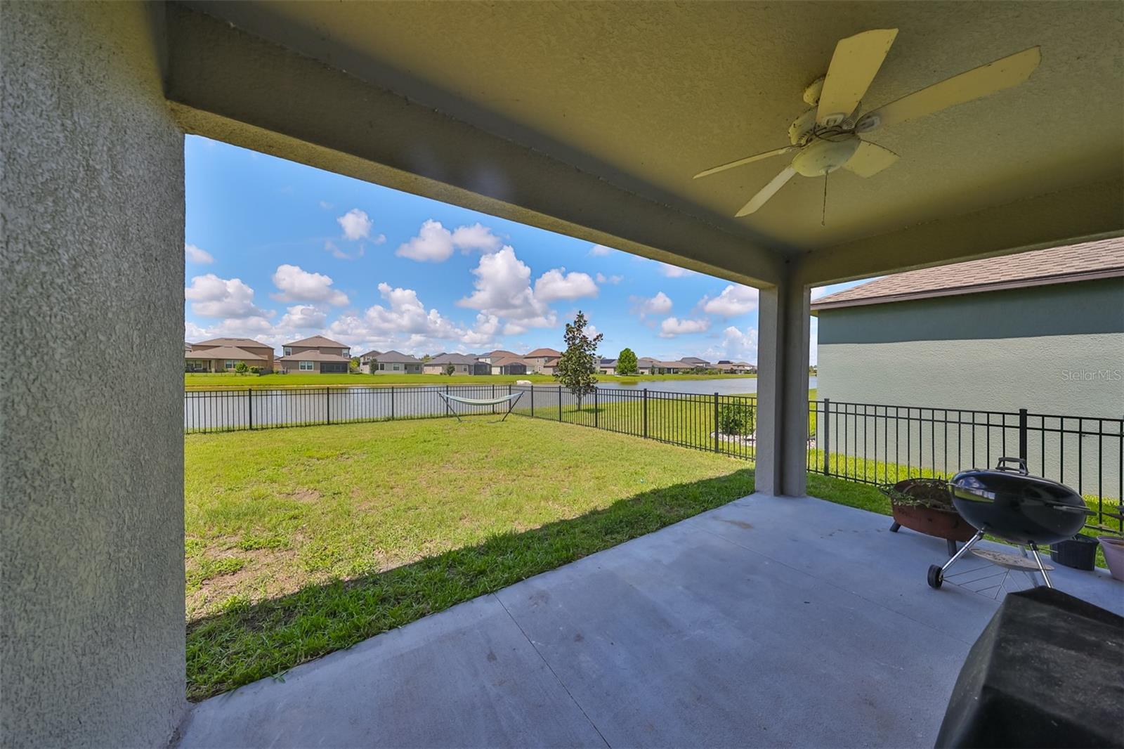 Listing photo id 51 for 9608 Ivory Drive