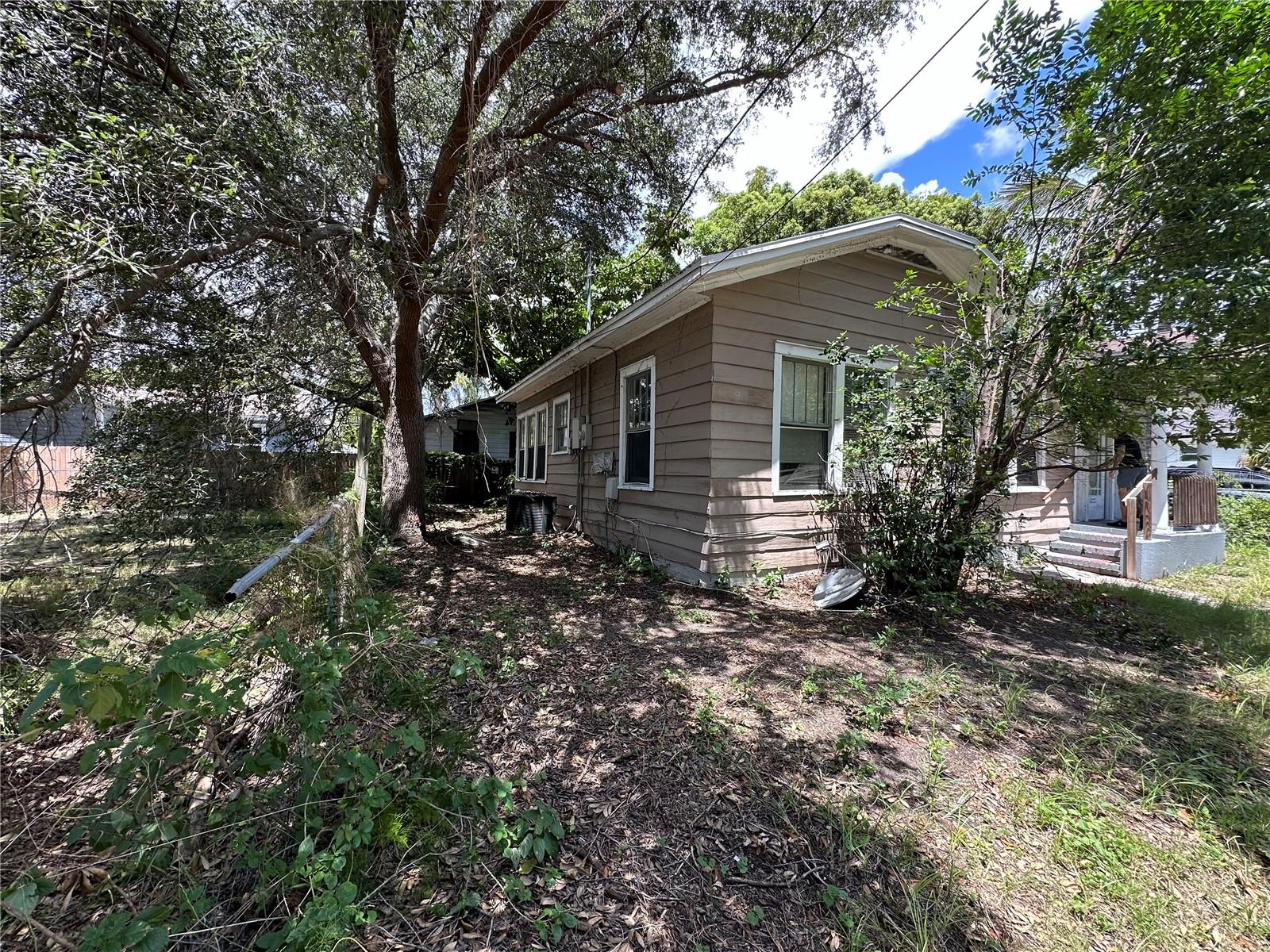 Image 16 of 19 For 1311 11th Avenue S