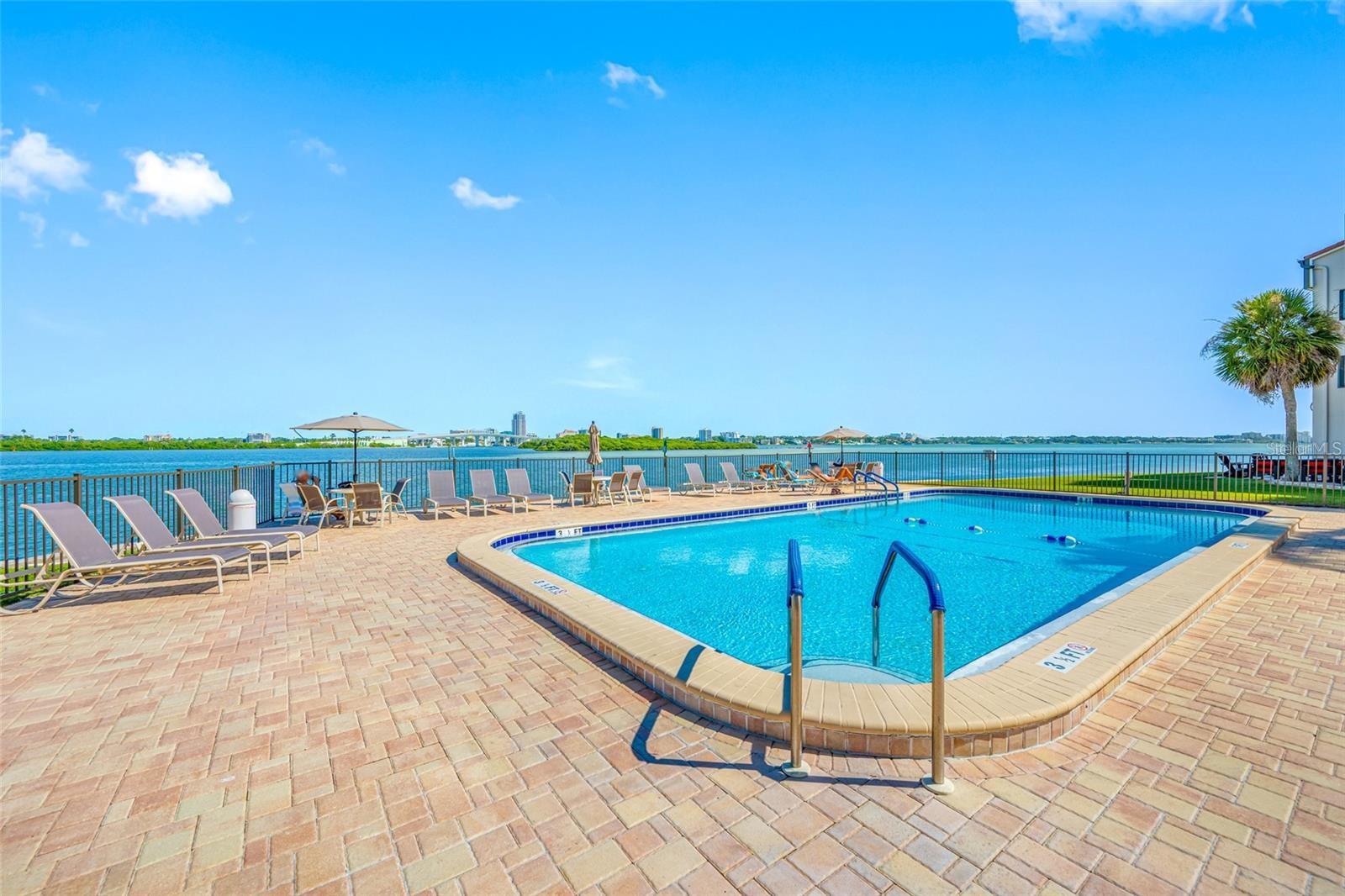 Image 37 of 40 For 868 Bayway Boulevard 312