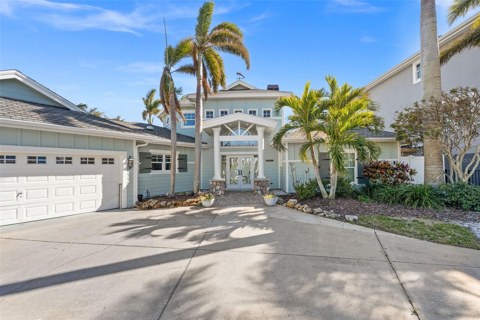 Details for 17077 Dolphin Drive, NORTH REDINGTON BEACH, FL 33708