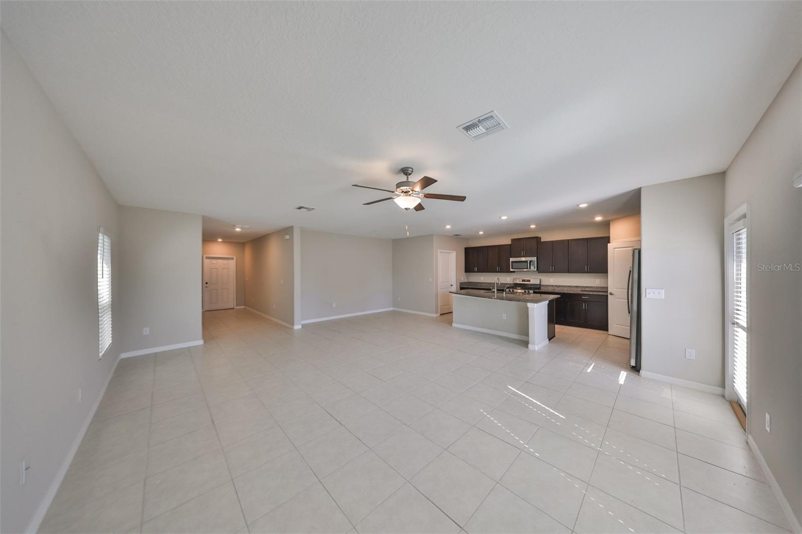 Listing photo id 1 for 10377 Blue Plume Court