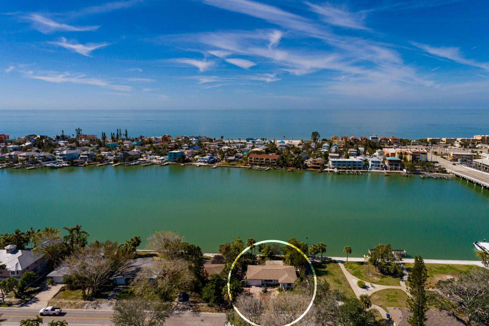 Listing photo id 30 for 9320 Gulf Boulevard