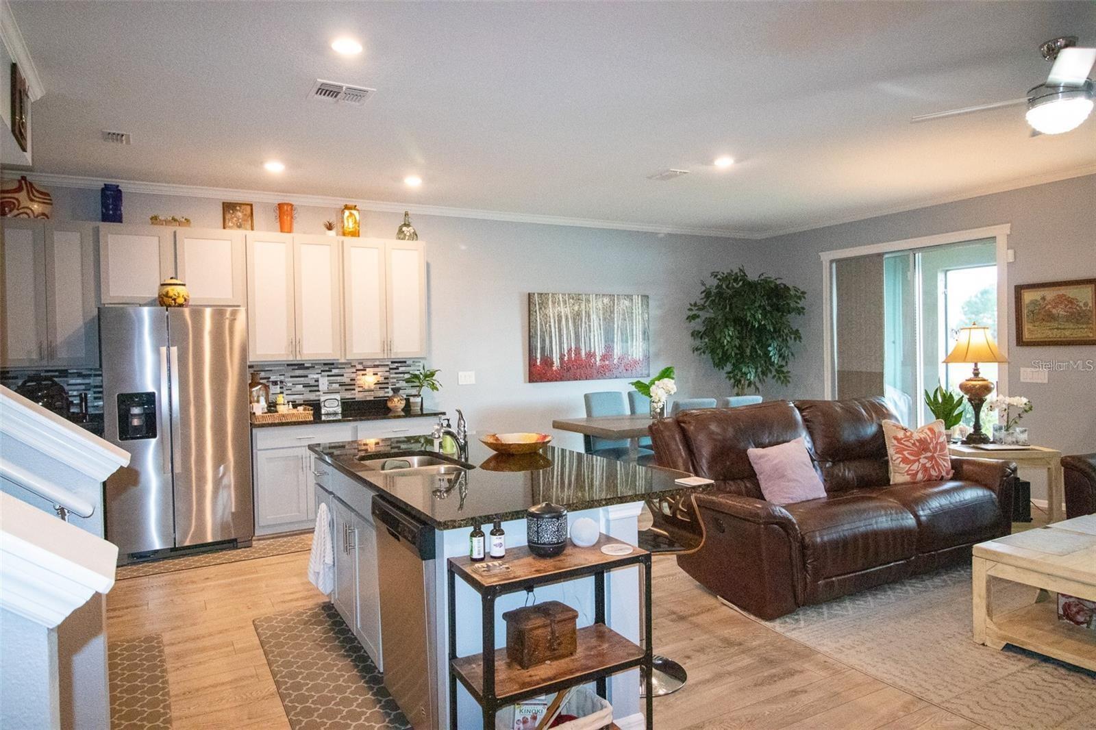 Image 4 of 30 For 11638 Woodleaf Drive