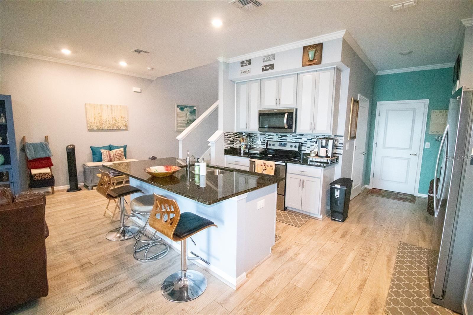 Image 8 of 30 For 11638 Woodleaf Drive