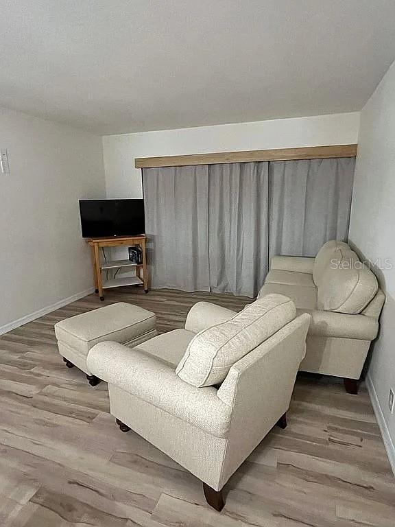 Image 3 of 10 For 19505 Quesada Avenue O105