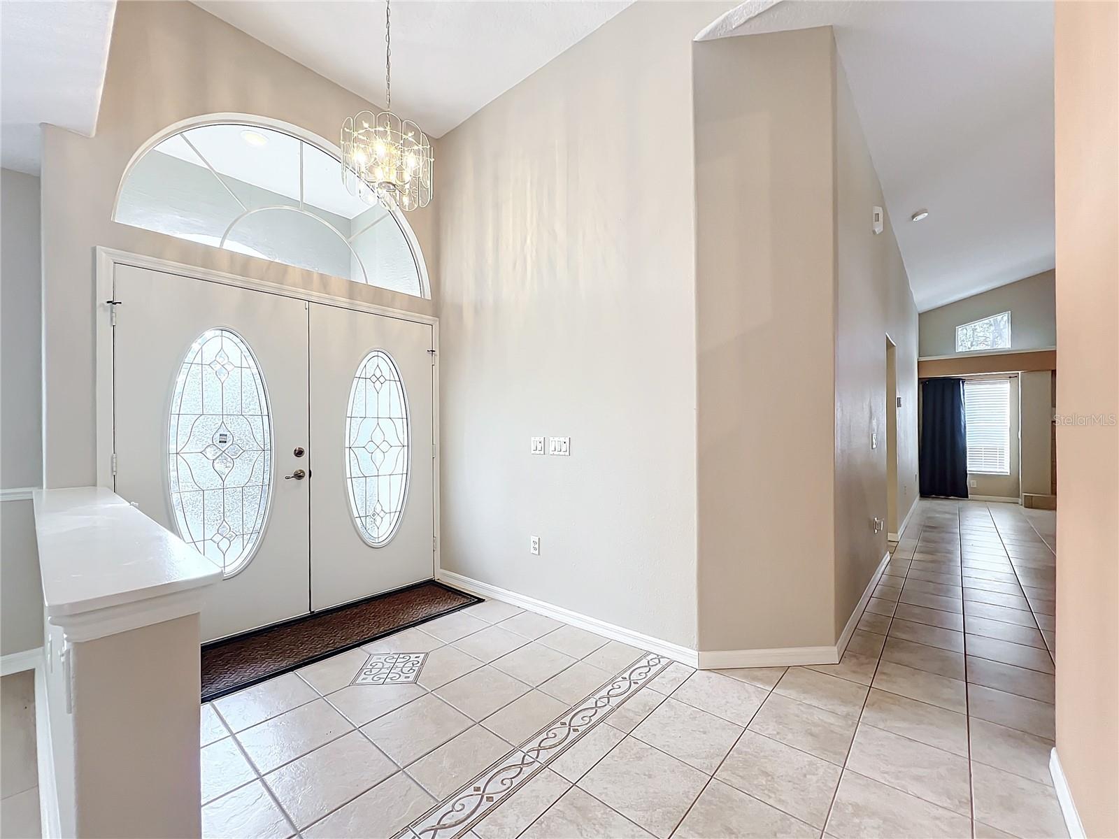 Listing photo id 6 for 4564 Ficus Drive