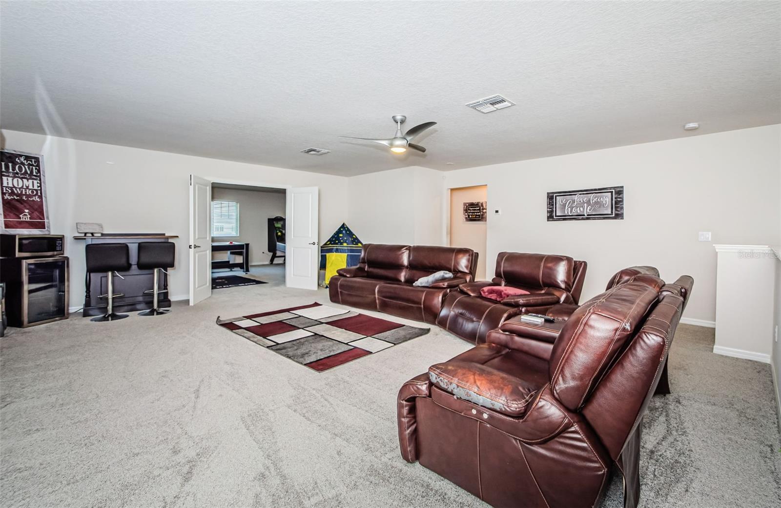 Listing photo id 31 for 19263 Briarbrook Drive