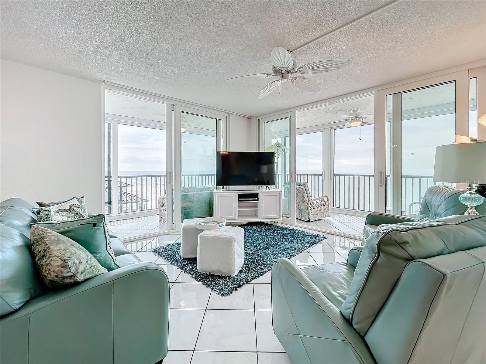 Image 4 of 76 For 18304 Gulf Boulevard 619