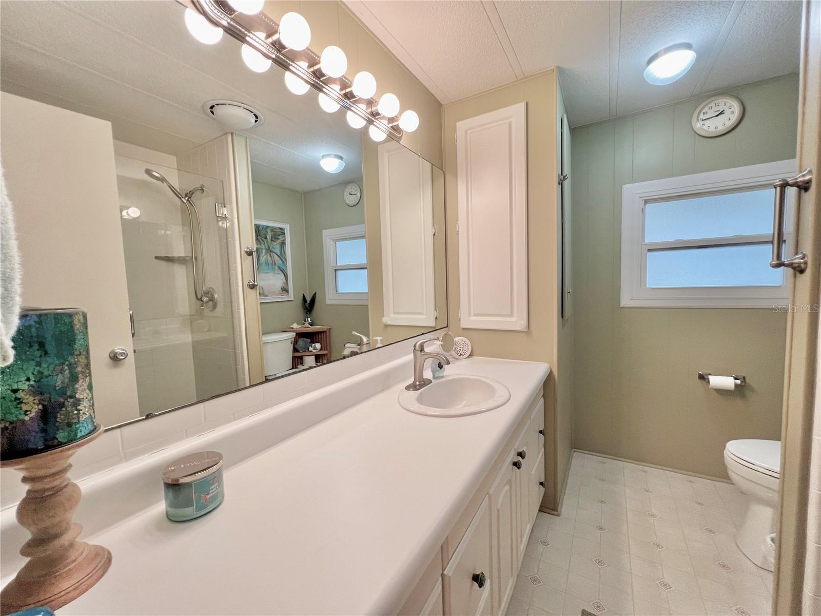 Image 30 of 55 For 1100 Belcher Road S 118
