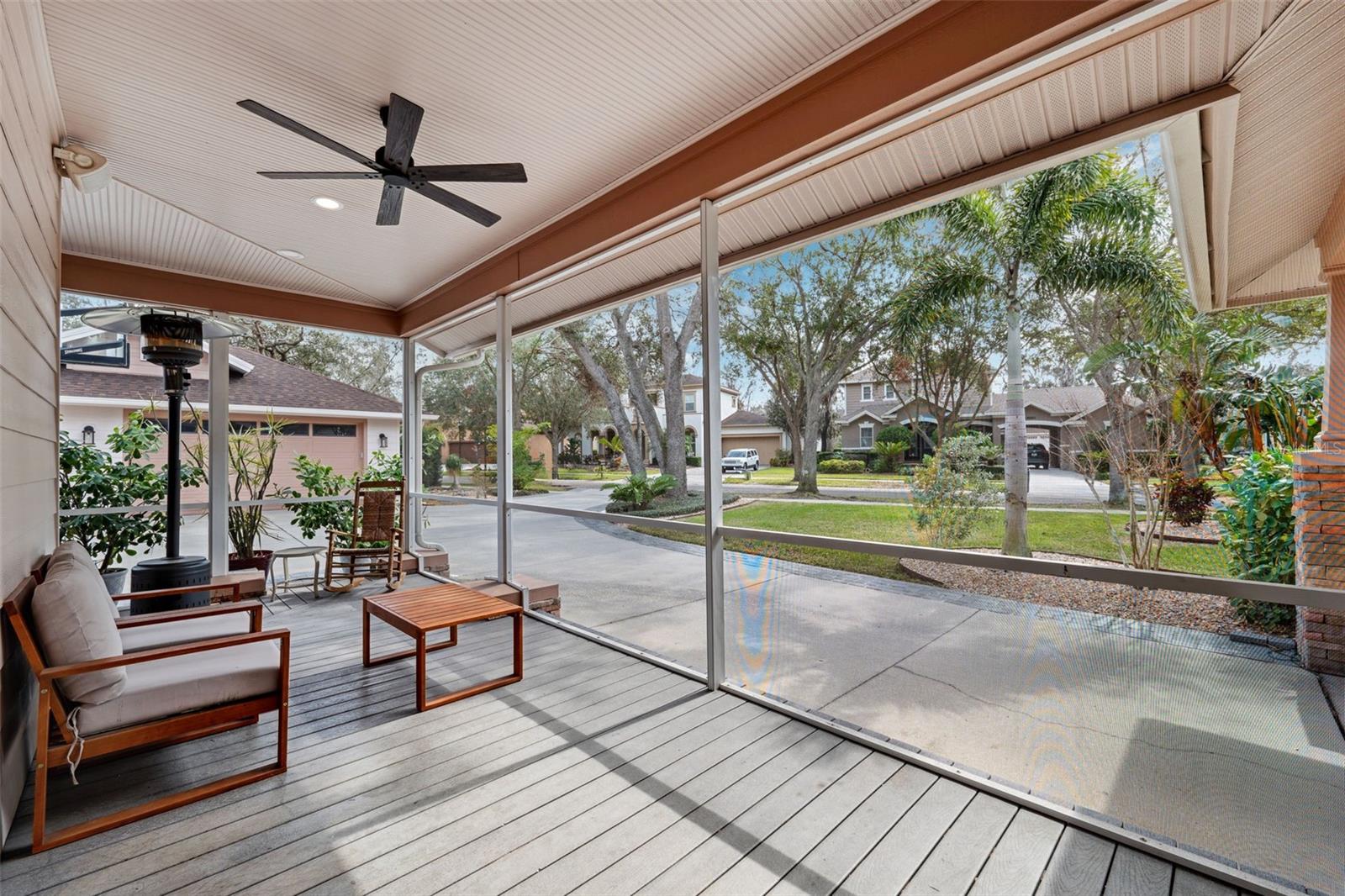 Listing photo id 57 for 15927 Ternglade Drive