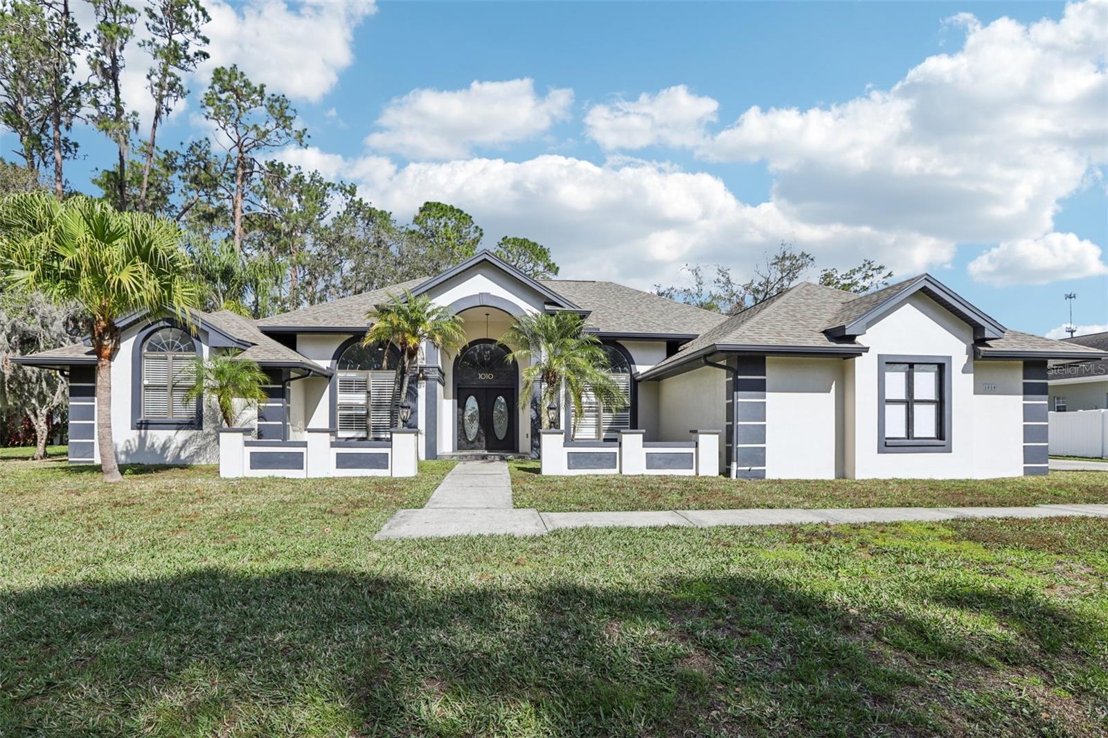 Details for 1010 Emerald Creek Drive, VALRICO, FL 33596