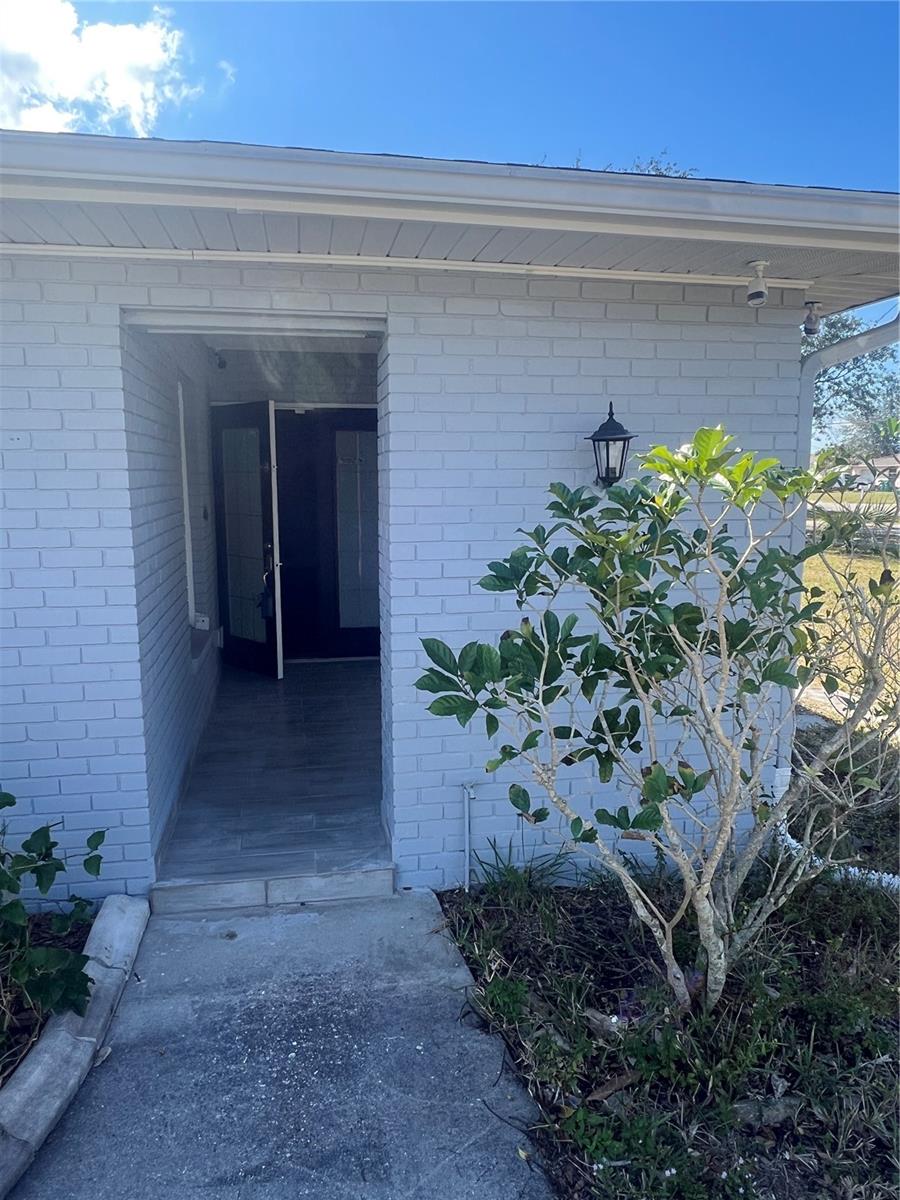 Image 10 of 78 For 22065 Malone Avenue