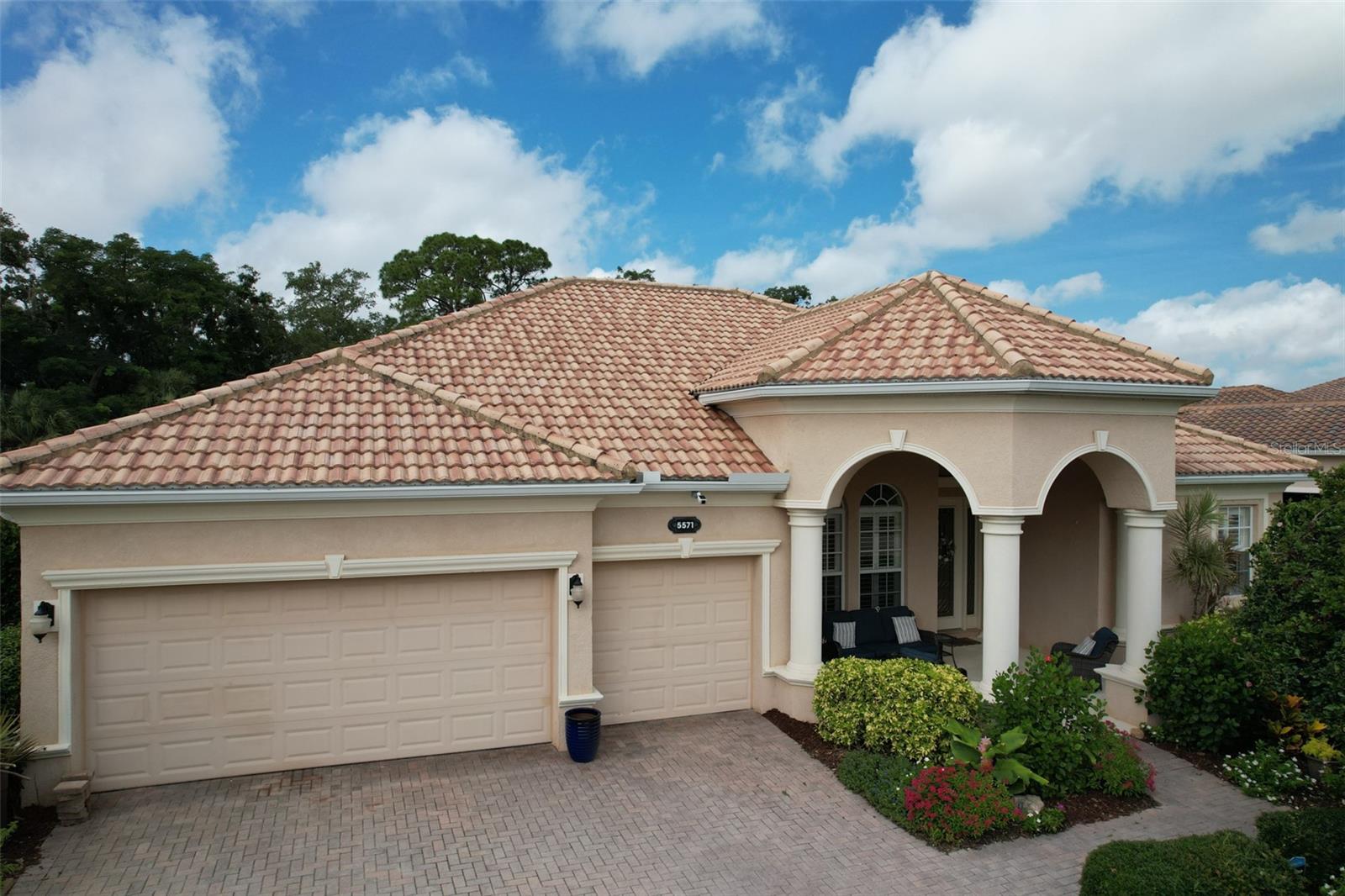 Details for 5571 Rock Dove Drive, SARASOTA, FL 34241