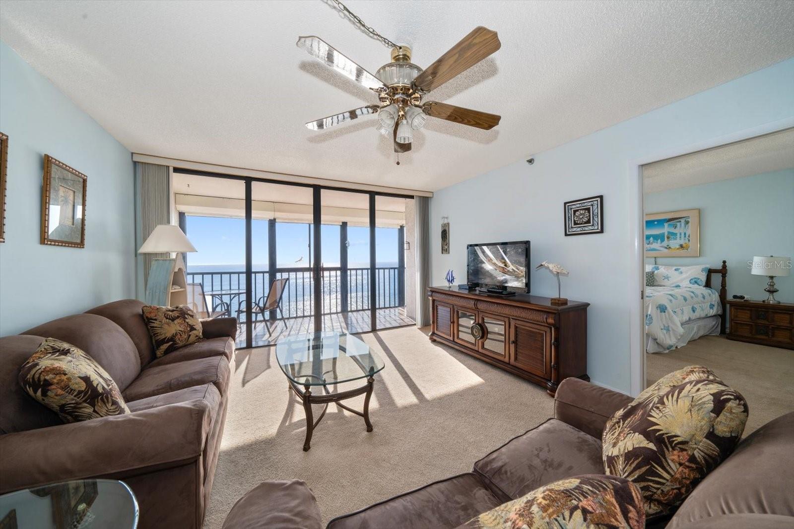 Image 4 of 39 For 15462 Gulf Boulevard 603