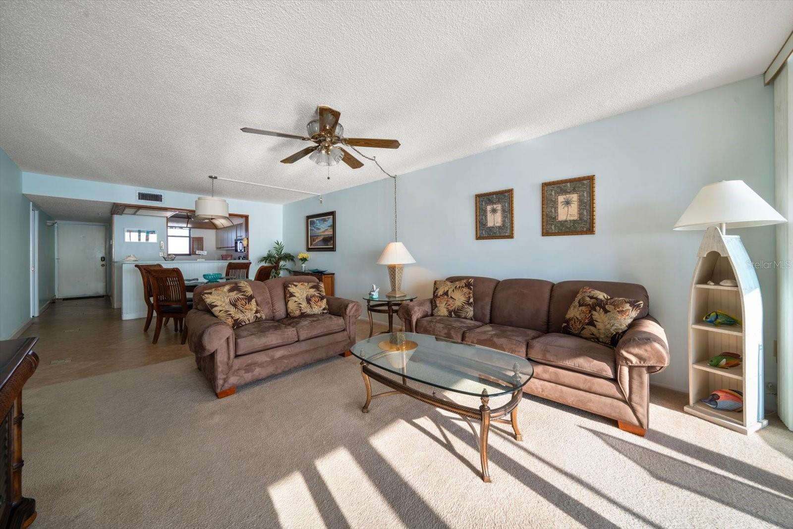 Image 8 of 39 For 15462 Gulf Boulevard 603