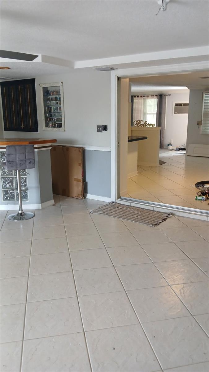 Image 10 of 62 For 8501 47th Street N