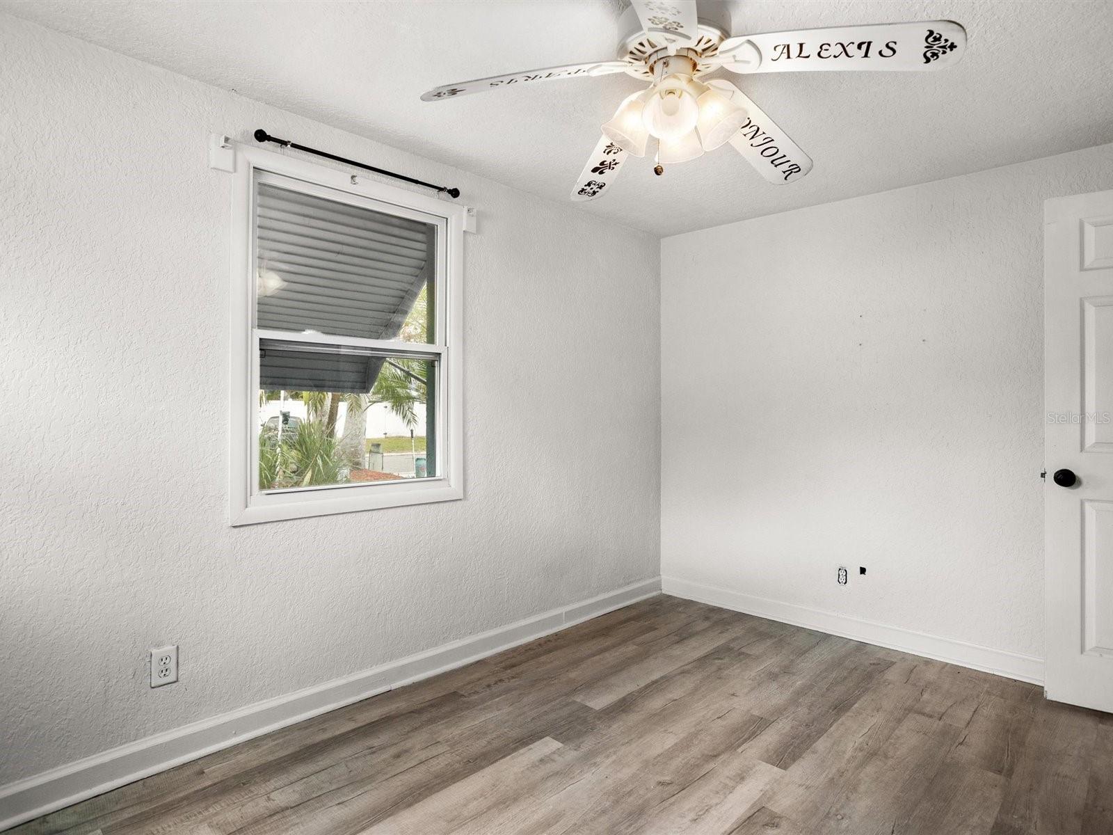 Image 29 of 62 For 8501 47th Street N