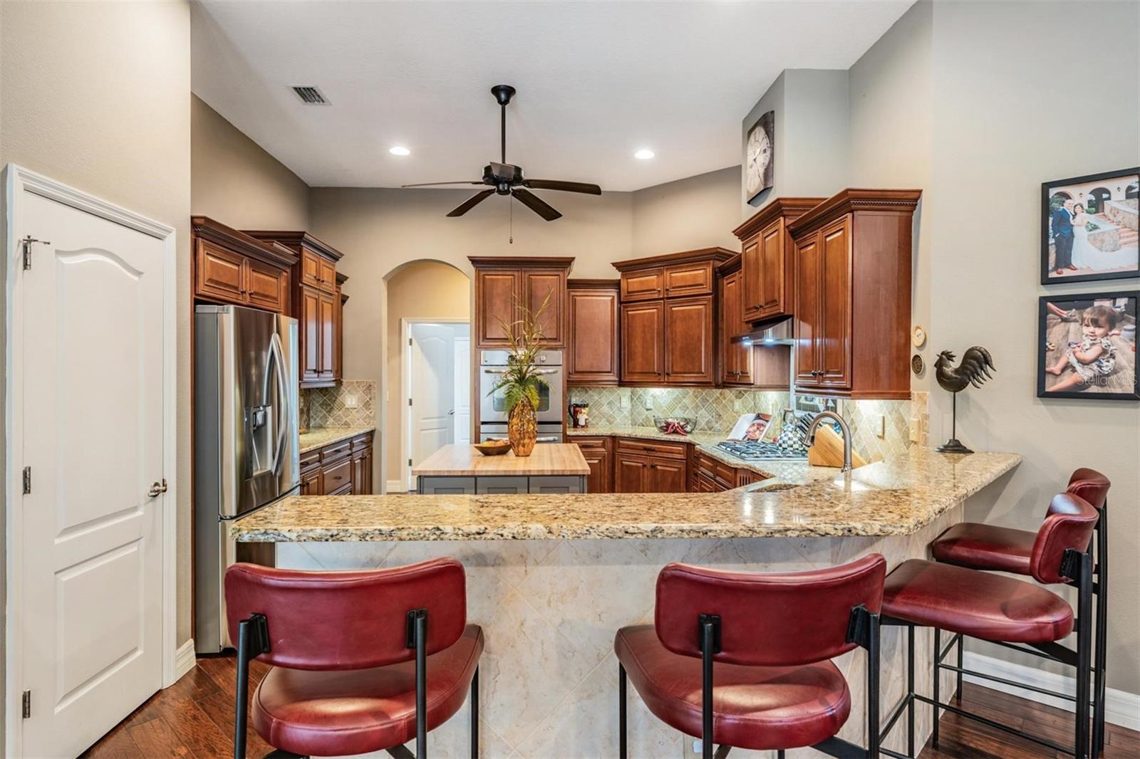 Listing photo id 12 for 19116 Sweet Clover Lane