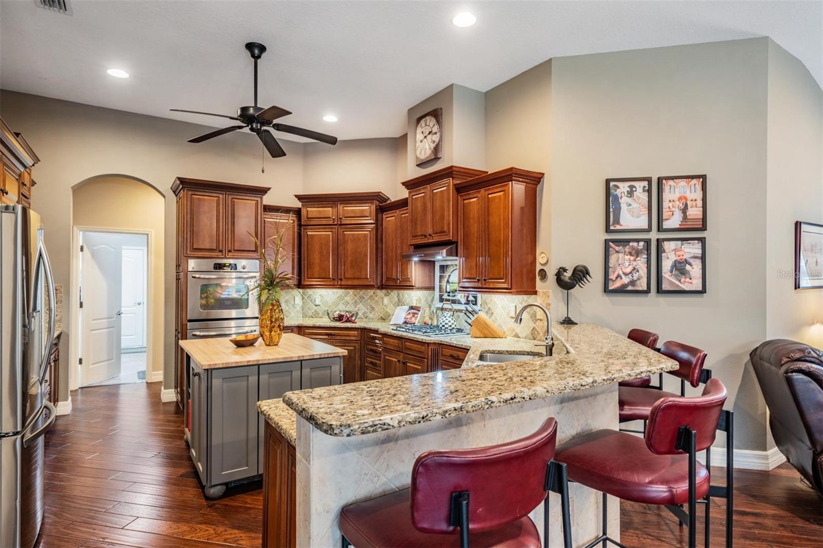 Listing photo id 13 for 19116 Sweet Clover Lane